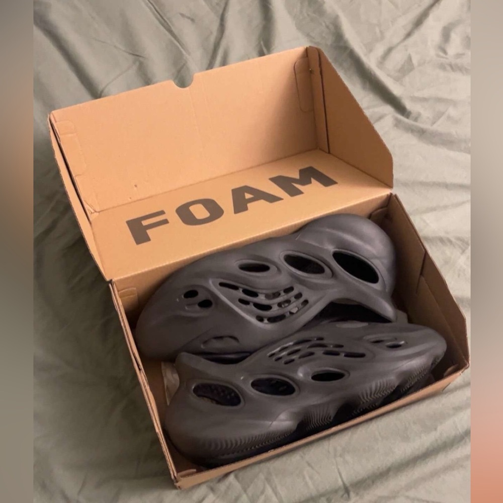 Yeezy Foam Runners Size 10